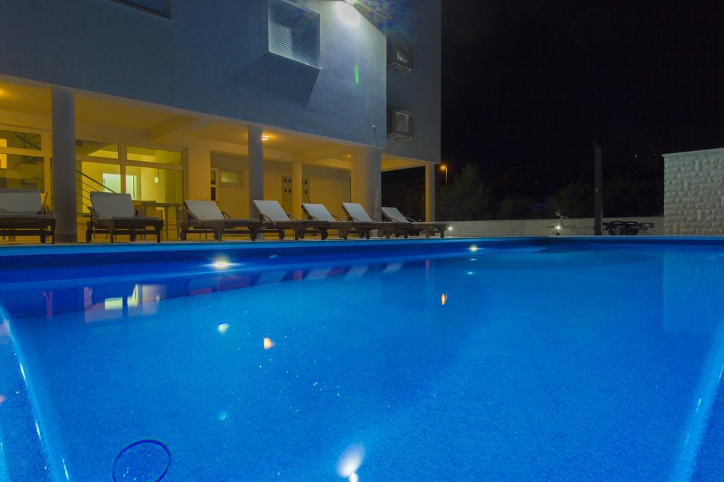 Apartment Royal فوديس المظهر الخارجي الصورة